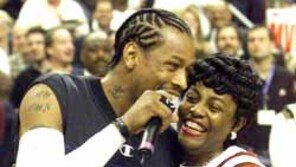 [NBA]아이버슨 ＂MVP 턱＂ 52점…토론토 대파 동부결승 눈앞