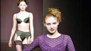 [패션 포토뉴스]스타킹 패션쇼