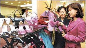 [스타일][쇼핑]＂어, 옷매장에서 가방-신발이 더 잘팔리네＂