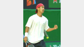 [테니스]알렉스 김 “이것이 코트반란”…세계4위 완파 호주오픈 32강