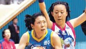 [여자농구]삼성 “챔프전 진출 서광 비추네”