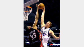 [NBA포토]＂너, 딱 걸렸어＂