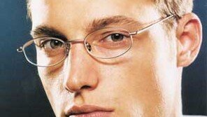 [스타일]마음의 창, 품위의 창 '안경'