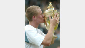 [테니스 포토]첫 키스