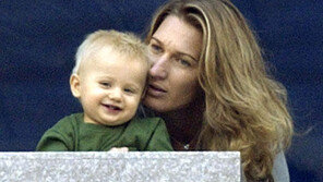 [테니스 포토]“아빠, 팟팅!”