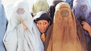 [인문사회]그땅의 딸들은 사람이 아니었다 ´빼앗긴 얼굴´