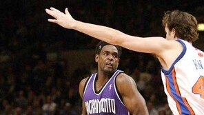 [NBA 포토]가로채기는 이렇게…