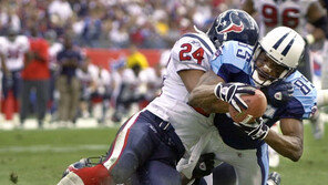 [NFL]브렛 파브 맹활약 그린베이 7연승