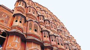 [이정현의 테마여행]자이싱 2세가 세운 도시 인도 자이푸르