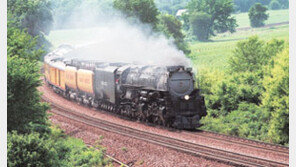 [인문사회]'매혹의 질주…'‘조선의 애환’ 안고달린 일제철도