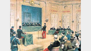 [인문사회]'클라시커 50 재판'…역사적 심판서 얻은 깨달음