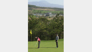 [골프]“어? 분명히 내리막인데…”아차차… 마운틴 브레이크!