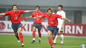 [축구/올림픽예선]한국, 2대0으로 중국 꺾고 아테네행 확정