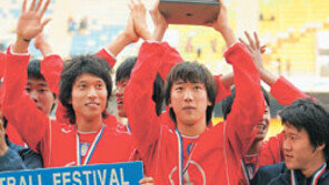 [축구]'형보다 나은 아우들'...청소년팀 수원컵 2연패