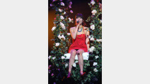 [포토]린 컴백  ‘발랄’과 ‘우아’  동시 발산