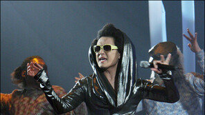 [포토]노라조, 서인영 치골패션 패러디  ‘폭소’