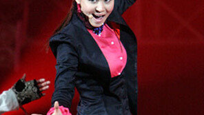 아이비 “면도기로 남자친구 머리 밀었다”