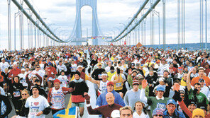 ‘車 없는 축제’…뉴욕-보스턴 등 세계적 마라톤은 도심 개최
