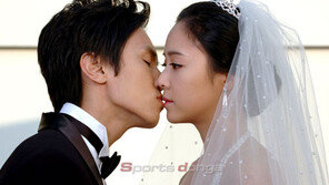 김동완 황정음 키스신 ‘코 부러질라! 부드럽게’