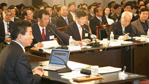 盧대통령 “自社 이기주의에 전파남용” KBS 이례적 정면비판