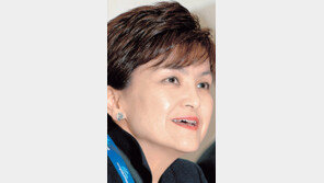 NHK앵커 출신 노나카 산요전기 회장 21개월만에 물러나