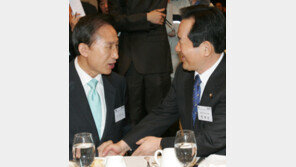 李 “난 무조건 親美아니다”…朴 “줄세우기-금품 싹 잘라야”