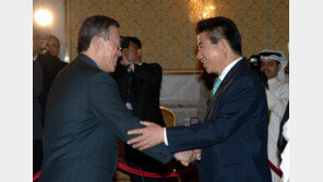 盧대통령, 北대사에 “진심으로 합니다…가서 전해주세요”