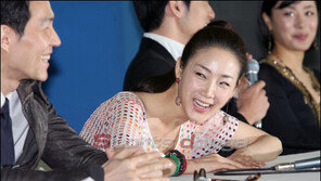 [포토]웃음보 터진 ‘에어시티’ 주역들