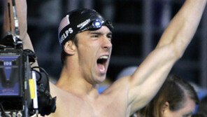 펠프스 5관왕 “8관왕 보인다”