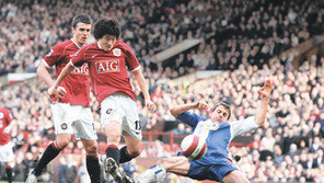 이젠 ‘득점엔진’…박지성 블랙번전 1골-1도움 2경기 연속포