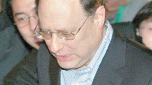 靑“워낙 첨예한 부분 있다” 美의회 “합의안 수정할 수 있다”