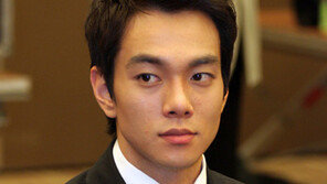 ‘수퍼 슬림’ 이규한 완벽 옷 맵시 ‘눈길’