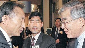 이명박 “과학도시 건설” 박근혜 “국민 삶에 황사”