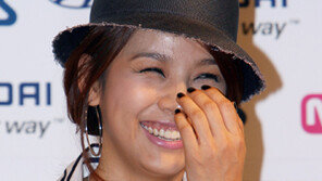 ‘술취한’ 이효리 뉴욕 응급실 실려간 사연?