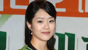 ‘새댁’  고민정 아나  “아기는 30대에 가질래”