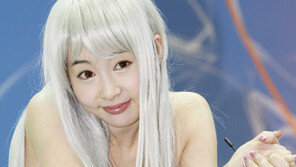 [포토]이가나 ‘백발 미녀 컨셉’