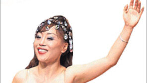 [Culture]‘커튼콜 카리스마’ 관객을 감동시킨다