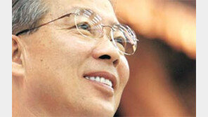 “종이 없는 은행 만든다 내년 상반기 전자단말기 도입할 것”