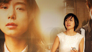 [포토]‘미시’ 전도연 ‘화이트 각선미’