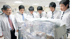 연대 출신 프로골퍼들 어린이환자 돕기 ‘버디 모금’