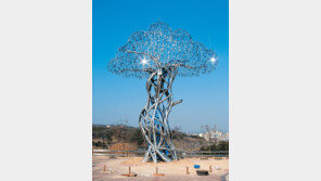 [포토뉴스]도자로 만든 나뭇잎… 봄바람에 찰랑찰랑