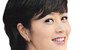 김혜수 “伊영화제 디바로 초청해주셔서 감사”