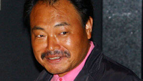 ‘기러기 아빠’  김흥국 라디오 생방송 중 ‘눈물’