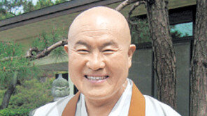 “어둡다, 마음속 등불 밝혀라”… 원불교 장응철 종법사