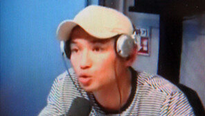 황정민 “이효리와 CF찍을 때 엄청 흥분”