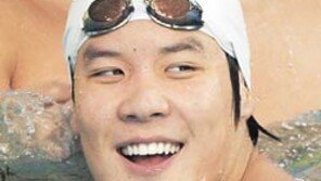 박태환,동아수영 계영 800m 10초차 역전우승