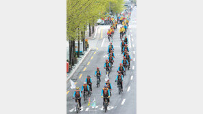 [포토뉴스]지구의 날…“지구는 자전거를 좋아해”