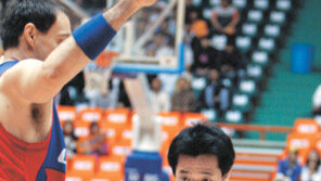 KTF “첫승 터졌다”… 신기성 ― 맥기 37득점 합작