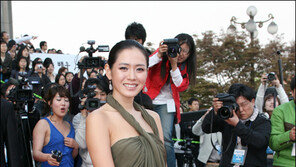 [포토]손예진 ‘여신의 미소’