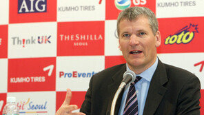 맨유 사장 “박지성 1년결장 현지보도는 과장된 것”